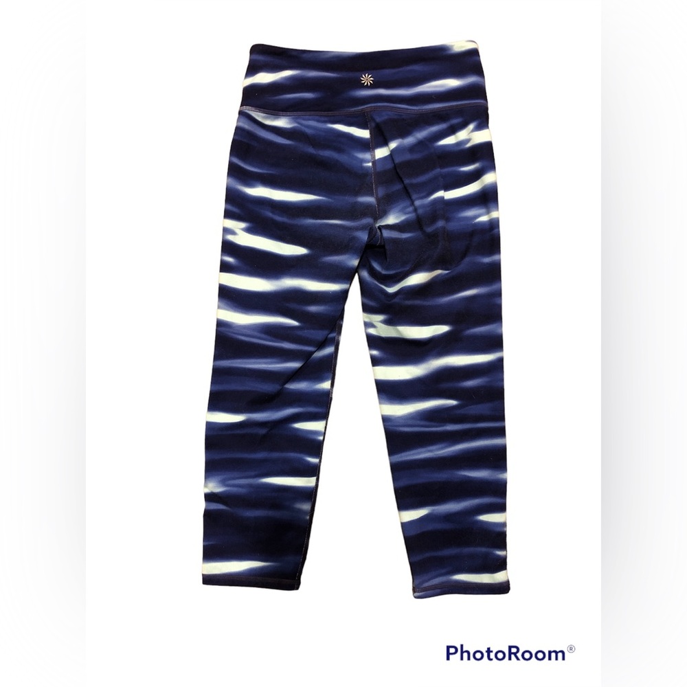Women’s small Athleta capris